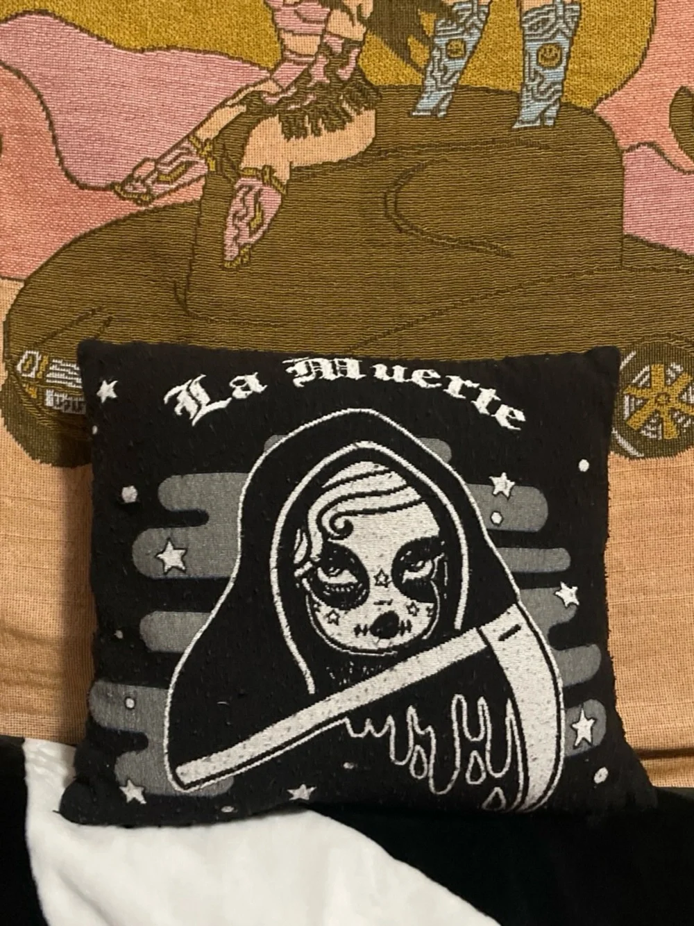 Valfre Black and White 'La Muerte' Graphic Accent Pillow